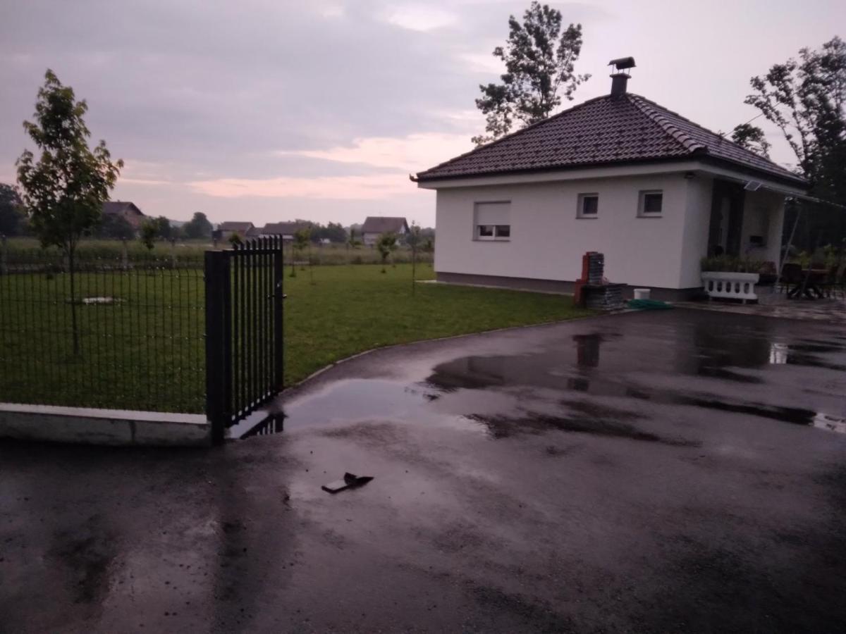 度假居 Vikendica Ninic